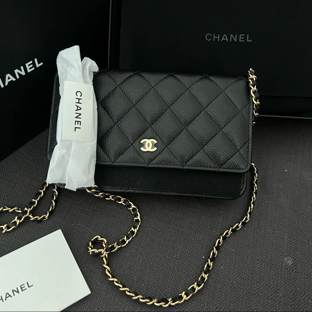 **ON HOLD CHANEL Caviar Quilted Wallet on Chain WOC Black / Gold - Picture 4 of 14